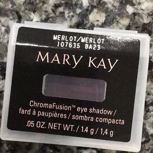 Mary Kay ChromaFusion eye shadow- merlot